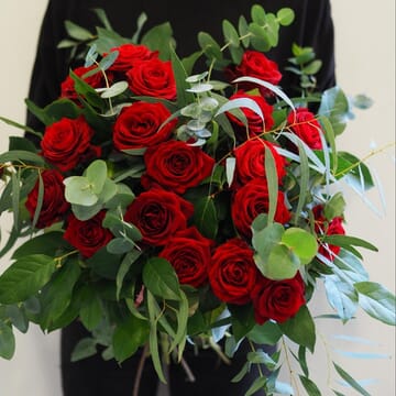 Luxury Valentine's Red Roses