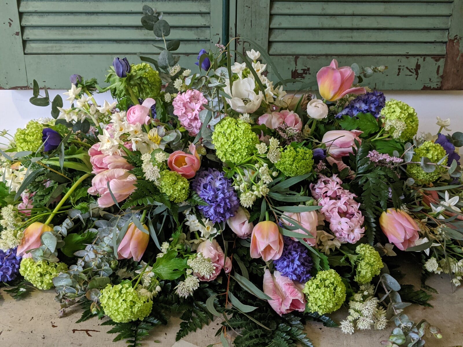 Chichester Funeral Flowers Hedge Rose